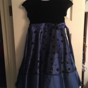 Beautiful child’s dress size 6
